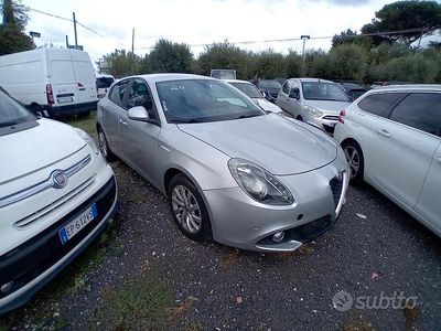 Usata Alfa Romeo Giulietta 119 CV (87 kW) 2016 Grigio Utilitaria