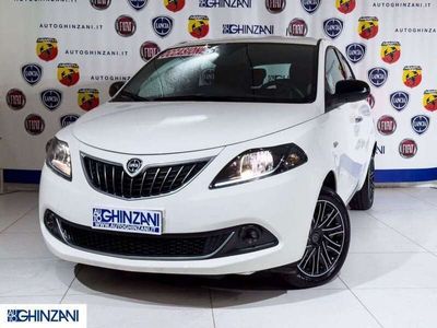 usata Lancia Ypsilon 1.0 FireFly 5 porte S&S Hybrid Ecochic Gold del 2022 usata a Calusco d'Adda