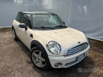 Usata Mini Cooper Chili 120 CV (88 kW) 2008 Bianco Utilitaria