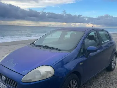 Usata Fiat Grande Punto 120 CV (88 kW) 2009 Blu Utilitaria