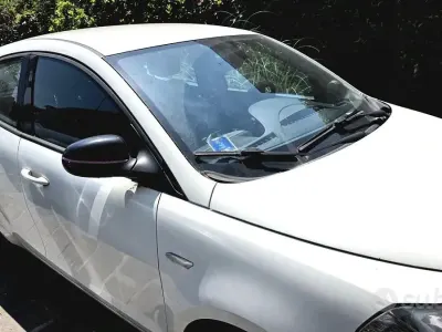 Usata Lancia Ypsilon 69 CV (50 kW) 2013 Bianco Utilitaria