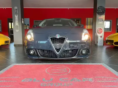 Usata Alfa Romeo Giulietta 120 CV (88 kW) 2018 Grigio Utilitaria