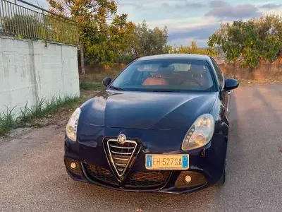 Usata Alfa Romeo Giulietta Distinctive 170 CV (125 kW) 2011 Utilitaria
