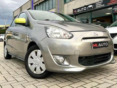 Usata Mitsubishi Space Star Intense 71 CV (52 kW) 2015 Grigio Utilitaria
