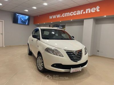Usata Lancia Ypsilon 84 CV (61 kW) 2013 Bianco Utilitaria
