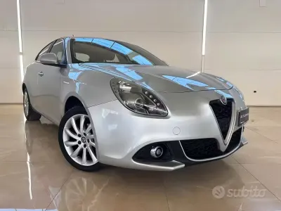 Usata Alfa Romeo Giulietta 120 CV (88 kW) 2019 Grigio Utilitaria