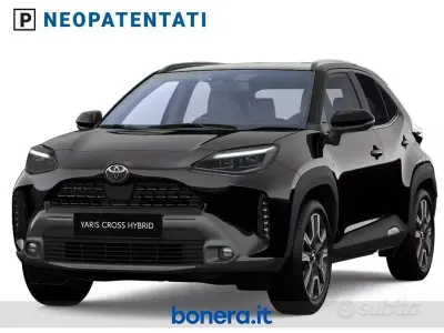 Nuova Toyota Yaris Cross Lounge 131 CV (96 kW) 2026 Nero SUV
