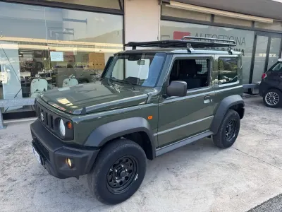 Usata Suzuki Jimny 102 CV (75 kW) 2024 Verde SUV