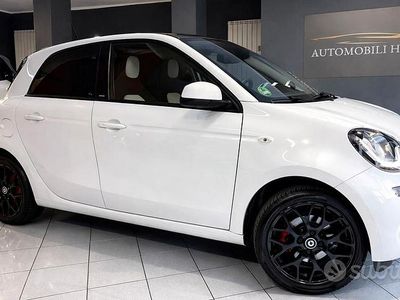 Usata Smart ForFour Passion 90 CV (66 kW) 2015 Bianco Utilitaria
