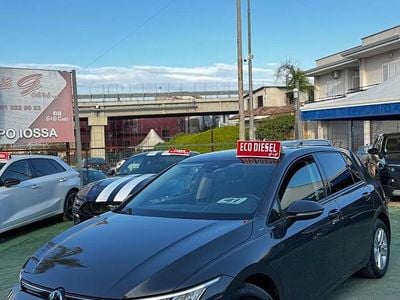 Usata VW Golf VIII Style 116 CV (85 kW) 2022 Grigio Berlina