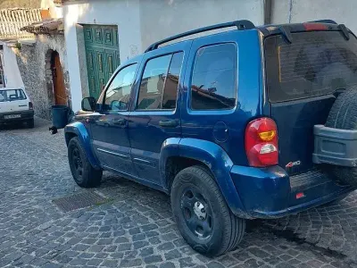 Usata Jeep Cherokee 143 CV (105 kW) 2002 Bluazzurro SUV