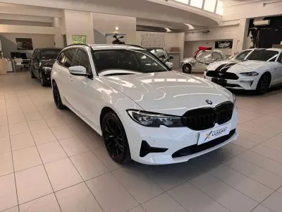 Usata BMW 320 Advantage 190 CV (139 kW) 2020 Bianco Station wagon
