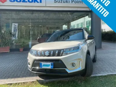 Usata Suzuki Vitara Cool 129 CV (94 kW) 2021 Beige SUV