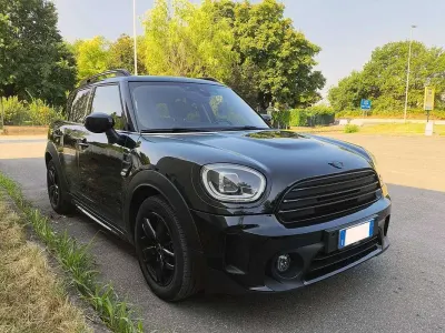 Usata Mini Cooper D Countryman Business 150 CV (110 kW) 2021 Nero SUV