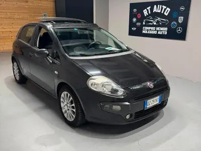 Usata Fiat Punto Evo Emotion 105 CV (77 kW) 2010 Nero Utilitaria