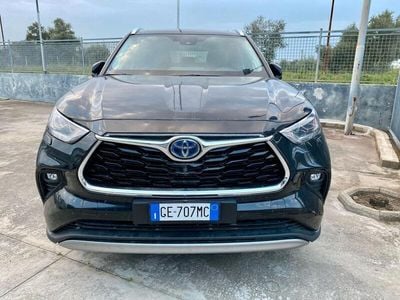 Usata Toyota Highlander Executive 190 CV (139 kW) 2021 Nero SUV