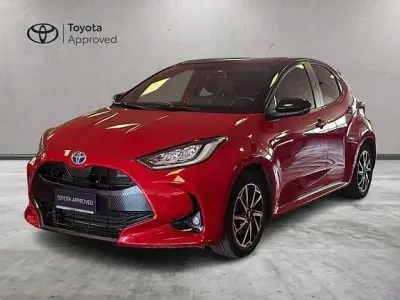 Usata Toyota Yaris Hybrid Style 2022 Rosso Berlina