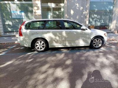 Usata Volvo V50 2012 Bianco Station wagon