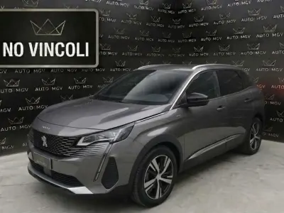 Usata Peugeot 5008 GT 131 CV (96 kW) 2023 Grigio SUV