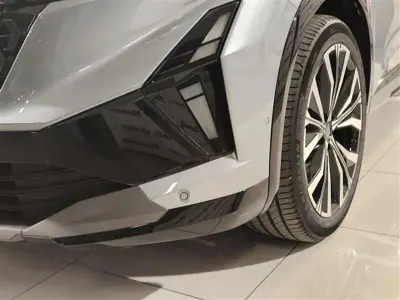 Nuova Renault Espace Iconic 200 CV (147 kW) 2026 Grigio chiaro SUV