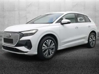 Usata Audi Q4 e-tron Advanced 69 kW (95 CV) 2023 Bianco SUV
