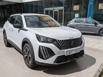 Nuova Peugeot 2008 Allure 100 CV (73 kW) 2025 Grigio SUV