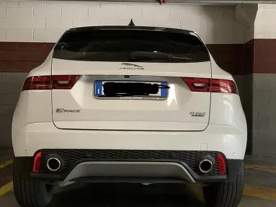 Usata Jaguar E-Pace 200 CV (147 kW) 2018 Bianco SUV