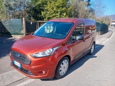 Usata Ford Transit Connect 120 CV (88 kW) 2022 Arancione Monovolume
