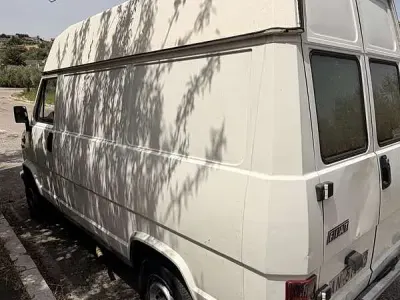 Usata Fiat Ducato 94 CV (69 kW) 1990 Furgone