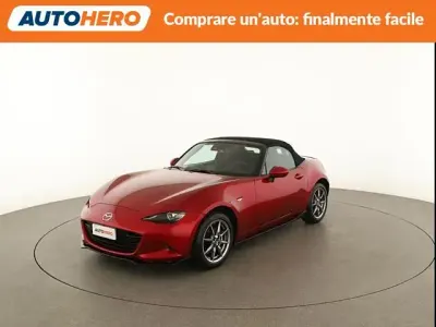 Usata Mazda MX5 Exclusive-Line 132 CV (97 kW) 2023 Rosso Cabrio