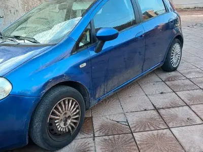 Usata Fiat Grande Punto 75 CV (55 kW) 2007 Utilitaria