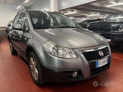 Usata Fiat Sedici 120 CV (88 kW) 2009 Grigio SUV