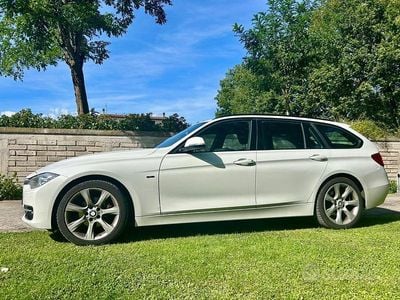 Usata BMW 316 Sport Line 116 CV (85 kW) 2013 Bianco Station wagon