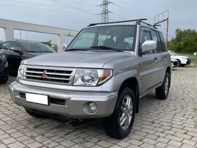 Usata Mitsubishi Pajero 114 CV (83 kW) 2002 Argento SUV