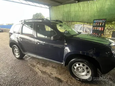 Usata Dacia Duster 90 CV (66 kW) 2016 Blu SUV