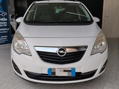 Usata Opel Meriva 95 CV (69 kW) 2011 Bianco Monovolume