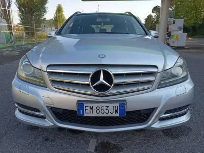 Usata Mercedes C220 Avantgarde 170 CV (125 kW) 2012 Argento Station wagon