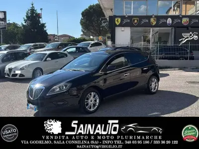 Usata Lancia Delta 120 CV (88 kW) 2009 Nero Utilitaria