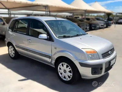 Usata Ford Fusion 68 CV (50 kW) 2008 Grigio Utilitaria