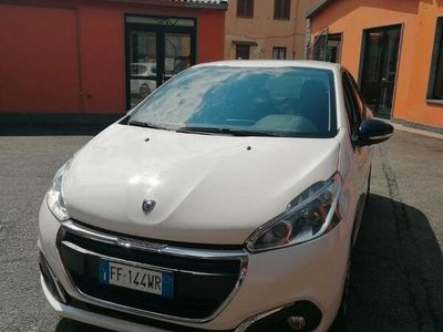 Usata Peugeot 208 82 CV (60 kW) 2016 Bianco Utilitaria