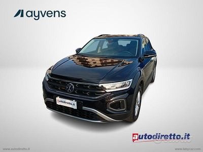 Usata VW T-Roc Life 150 CV (110 kW) 2023 Nero SUV