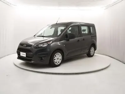 Usata Ford Tourneo 120 CV (88 kW) 2019 Grigio Furgone