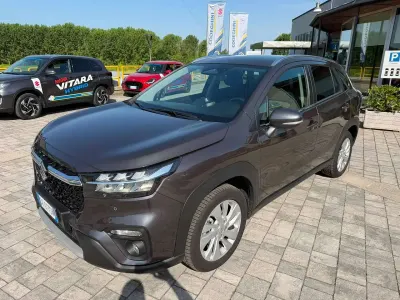 Usata Suzuki SX4 S-Cross 129 CV (94 kW) 2024 Grigio SUV