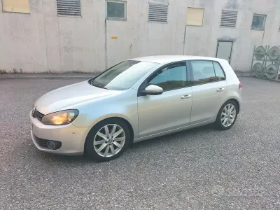 Usata VW Golf VI 105 CV (77 kW) 2010 Grigio Utilitaria