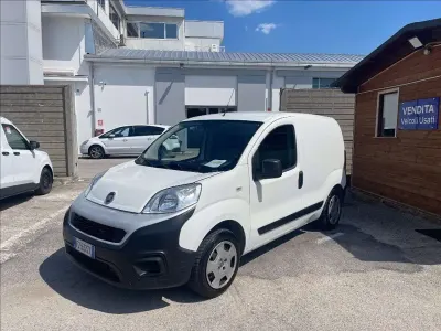 Usata Fiat Fiorino 95 CV (69 kW) 2020 Bianco pastello Monovolume