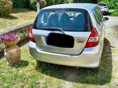 Usata Honda Jazz 78 CV (57 kW) 2005 Grigio Utilitaria
