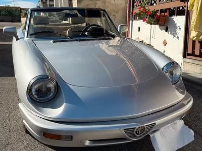Usata Alfa Romeo Spider 128 CV (94 kW) 1990 Grigio Cabrio