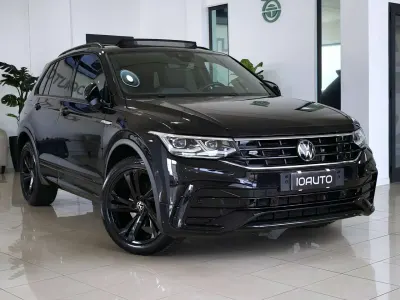 Usata VW Tiguan R-line 150 CV (110 kW) 2024 Nero SUV