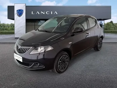 Usata Lancia Ypsilon Gold 69 CV (50 kW) 2023 Nero Utilitaria