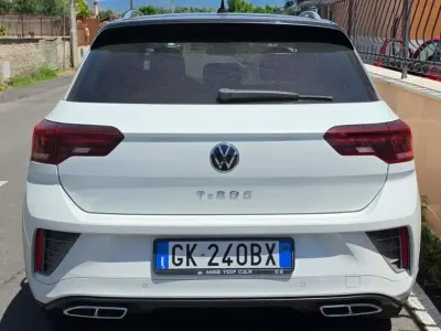 Usata VW T-Roc R-line 150 CV (110 kW) 2022 Bianco SUV